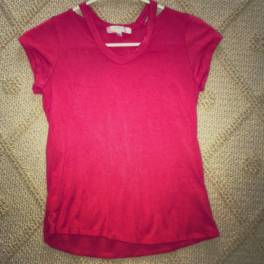 MoaMoa Girls fitted tee.